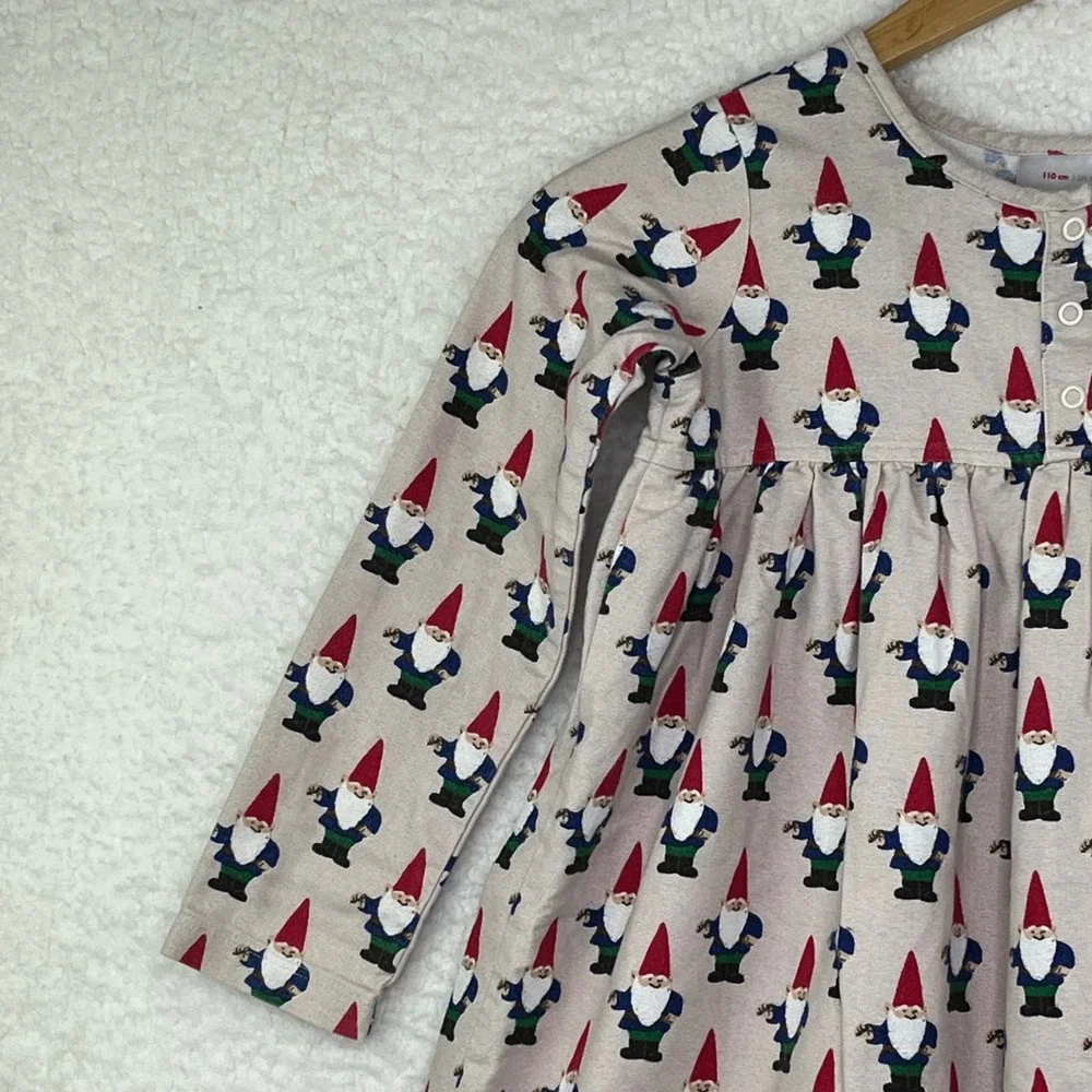 Hanna Andersson Kids Gnome Print Long Sleeve Ruffle Hem Dress Tan Size 110 US 5